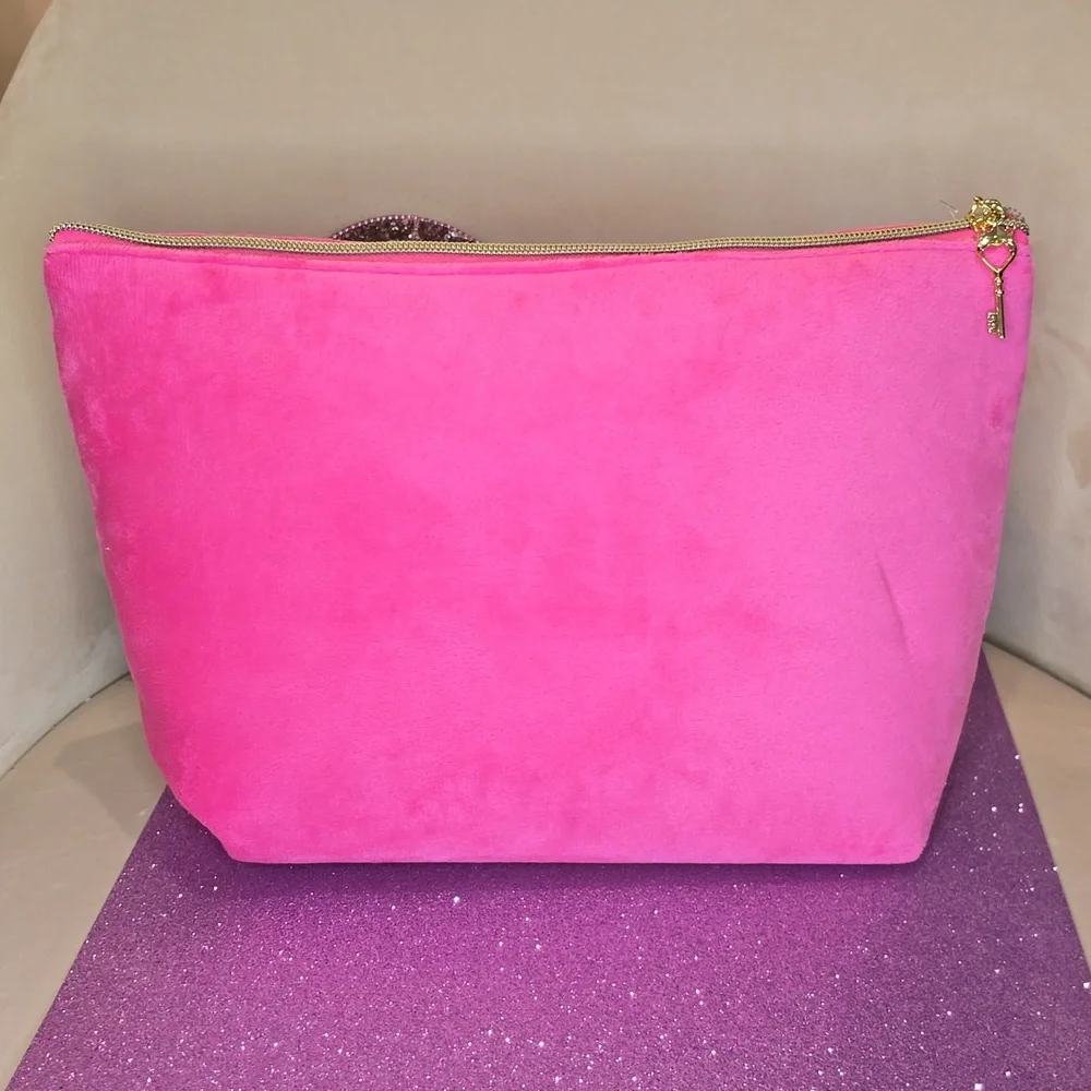 🎉HP🎉Juicy Couture 💖NWOT💖 Beautiful Pink Velvety Large Cosmetic Bag!💖💖💖 - Picture 8 of 10